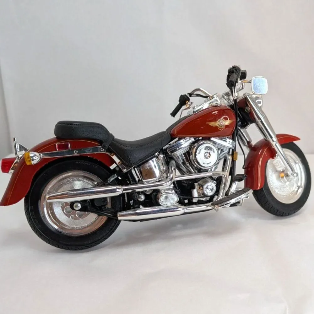 Harley Davidson Fat Boy Maisto 1:10 1999 FLSTF Red Diecast Motorcycle Model